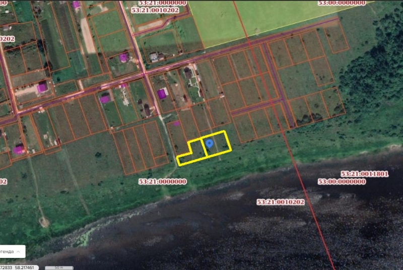 Участок на берегу реки в Старом Шимске